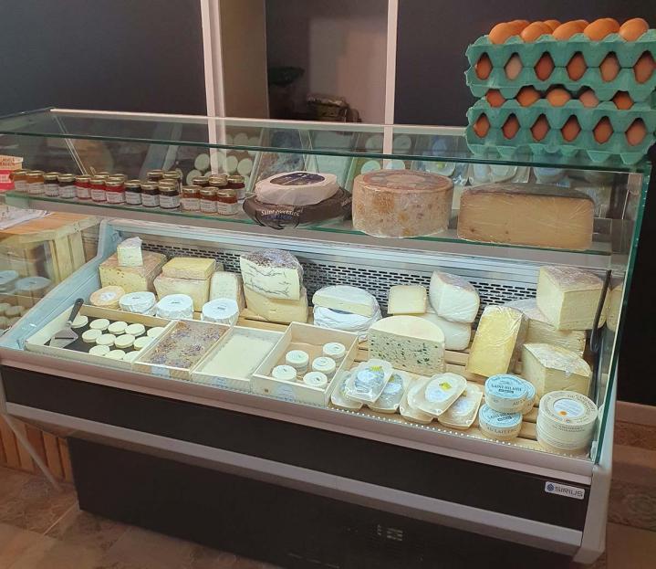 Vente de produits laitiers Villenouvelle
