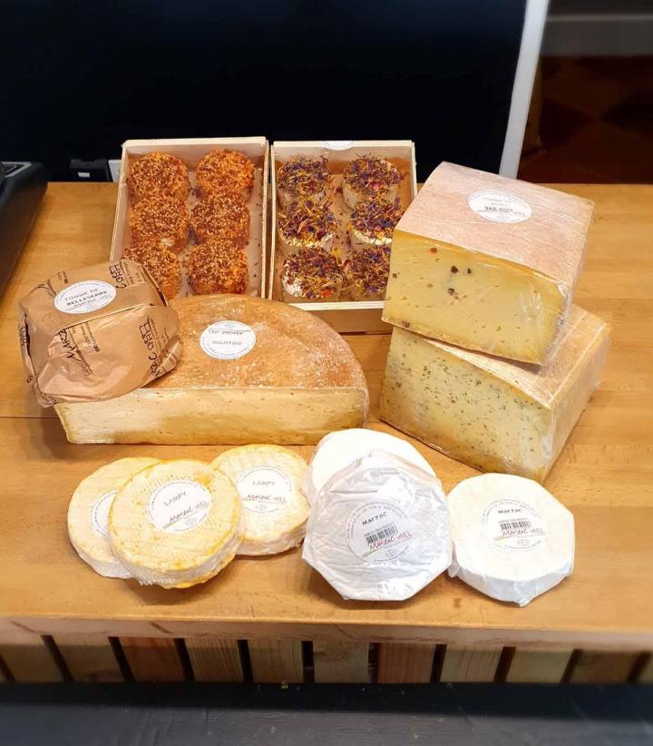 Vente de produits laitiers Villenouvelle