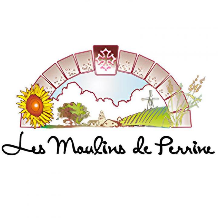 Spécialisée dans la culture de céréales et de riz, Les Moulins de Perrine propose des farines et des pâtes. Cette exploitation vous suggère aussi des légumes secs, de la charcuterie, des huiles, du miel…
