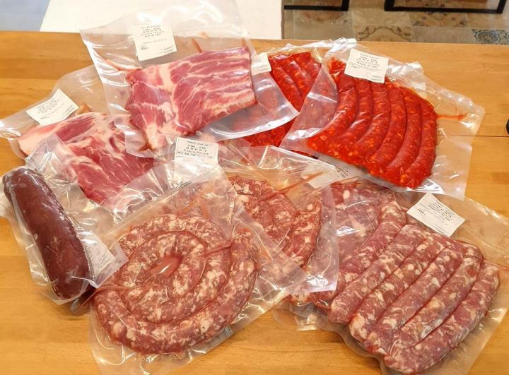 Vente de viande et de charcuterie locales Villenouvelle